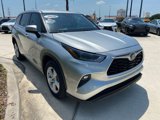 Used 2021 Toyota Highlander L image 4