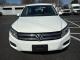 Used 2012 Volkswagen Tiguan S image 2