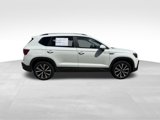 Used 2022 Volkswagen Taos SE image 4