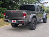Used 2023 Jeep Gladiator Willys image 2