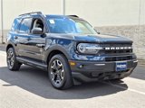 Used 2021 Ford Bronco Sport Outer Banks w/ Outer Banks Package image 2
