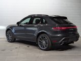 Used 2025 Porsche Macan image 3