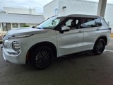 Used 2024 Mitsubishi Outlander SEL image 3