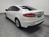 Used 2019 Ford Fusion SE image 5