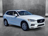 Used 2018 Volvo XC60 T5 Momentum w/ Vision Package image 3