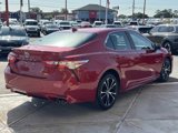 Used 2020 Toyota Camry SE image 5