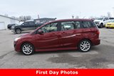 Used 2012 MAZDA MAZDA5 Touring w/ Moonroof & Audio Pkg image 3