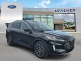 Used 2021 Ford Escape Titanium image 3