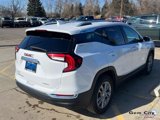 Used 2024 GMC Terrain SLT image 5