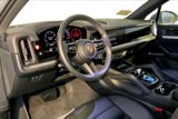 Certified 2025 Porsche Cayenne image 4
