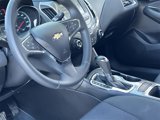 Used 2017 Chevrolet Cruze LT image 2