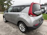 Certified 2022 Kia Soul LX w/ Technology Package image 2