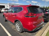 Used 2017 Nissan Rogue S image 3