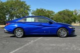 Used 2024 Hyundai Elantra Blue image 3