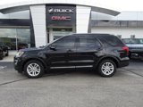 Used 2017 Ford Explorer XLT w/ Equipment Group 202A image 2