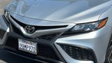 Used 2022 Toyota Camry SE image 5