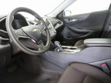 Used 2023 Chevrolet Malibu LT image 3