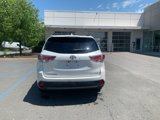 Used 2015 Toyota Highlander XLE image 3