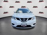 Used 2016 Nissan Rogue SV w/ SV Premium Package image 2