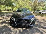Used 2024 Nissan Altima 2.5 SV image 2