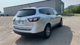 Used 2016 Chevrolet Traverse LT image 3