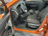 Used 2018 Nissan Rogue SV w/ Premium Package image 3