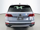 Used 2022 Volkswagen Taos SEL w/ Panoramic Sunroof Package image 6