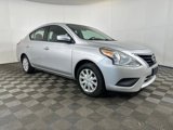 Used 2015 Nissan Versa SV image 2