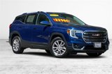 Used 2022 GMC Terrain SLT image 2