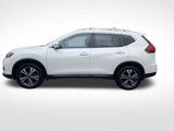 Used 2017 Nissan Rogue SL w/ SL Premium Package image 4
