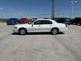 Used 2011 Lincoln Town Car Signature Limited image 2