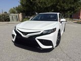 Used 2024 Toyota Camry SE image 3