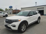 Used 2022 Ford Explorer XLT image 3