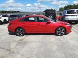 Used 2023 Hyundai Elantra SEL w/ Convenience Package image 2