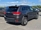 Used 2017 Jeep Grand Cherokee Limited w/ Luxury Group II image 2