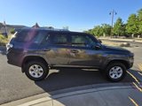 Used 2018 Toyota 4Runner SR5 Premium image 4