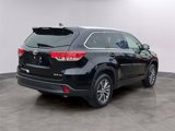 Used 2017 Toyota Highlander XLE image 4