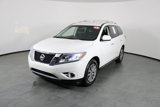 Used 2014 Nissan Pathfinder SV image 2