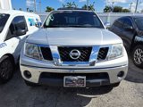 Used 2019 Nissan Frontier SL image 2