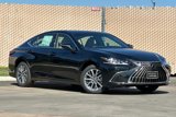 New 2025 Lexus ES 350 image 2