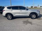 Used 2019 Hyundai Santa Fe SE image 4