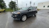 Used 2016 Jeep Cherokee Limited image 5