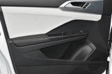 New 2025 Volkswagen Taos SE image 3