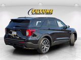 Used 2022 Ford Explorer ST-Line w/ Class IV Trailer Tow Package image 4