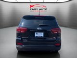Used 2019 Kia Sorento LX image 4