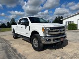 Used 2017 Ford F250 Lariat w/ Chrome Package image 3