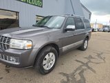 Used 2010 Lincoln Navigator 4WD image 2