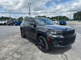 Used 2023 Jeep Grand Cherokee Altitude image 3