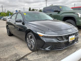 Used 2025 Hyundai Elantra SEL image 4