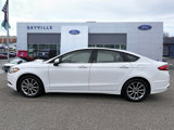 Used 2017 Ford Fusion SE image 2